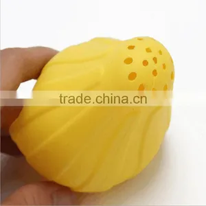 Cute Shape Soft Silicone Lemon Squeezer Lemon Press thumbnail-3