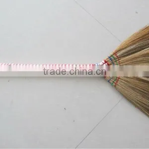 Korea New Design Natural Silvergrass Wooden Handle Broom thumbnail-1
