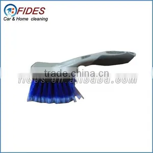 Plastic Handle Cleaning Wheel Car Brush thumbnail-2