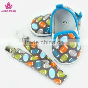 Stylish Rugby Pattern Newborn Blue Color Crib Shoes Baby Shoes Matching Pacifier Clip thumbnail-4