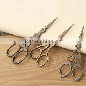 Golden Notre Dame de Paris Church Fancy Embroidery Sewing Scissors thumbnail-4