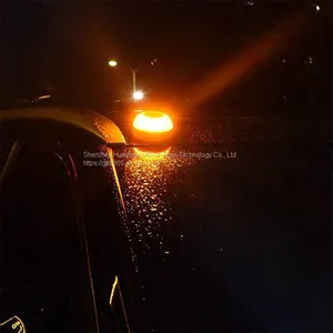Spain V16 Automobile Emergency Warning Lamp NB Communication Belt GPS Positioning Yellow Light Flash Lamp Traffic Strong Magnetic Charging thumbnail-1