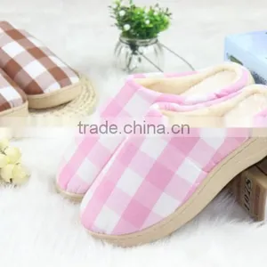 Top Quality Classic Style Men and Women Cotton Slipper Autumn and Winter Hot Selling Slippers thumbnail-4