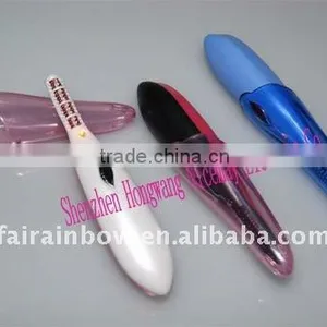Heated Eyelash Curler thumbnail-1