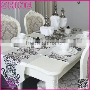 European Customized Size Eastern Mediterranean Style Geometric Polyester Table Runners thumbnail-1