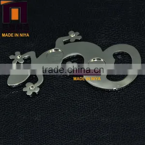 High Quality Gecko Shape Metal Beer Bottle Opener Keychain thumbnail-3