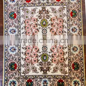 Muslim Customized Prayer Silk Rug Happy Design Silk Rug Whosale Silk Carpet Small Rug Factory Whosale Rug thumbnail-1