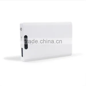 Super Slim Credit Card Power Bank 2200mAh thumbnail-3