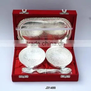 Metal Bowl Two Bowl With One Oval Tray and Two Spoons Made in Brass and Silver Plated in a Velvet Box thumbnail-1