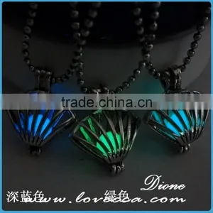 Brass Material Ladies Jewelry Luminous Necklace Pendant Glowing in the Dark thumbnail-3