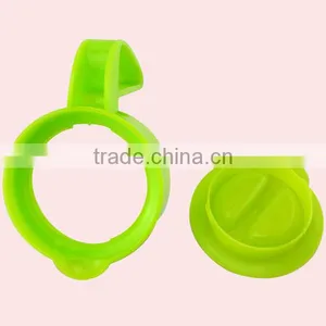 1.6L Plastic Water Jug With Lid and Handle thumbnail-6