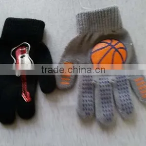 Good Quality Knitted Magic Glove thumbnail-5
