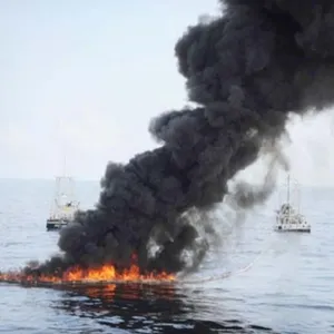 Oil Boom Fireproof thumbnail-1