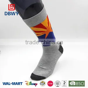 2015! Custom Design Cotton Mens Socks of China Manufacturer in High Quality! thumbnail-1