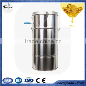 Hot Sale Low Price Electrical 3/three Frame Honey Extractors thumbnail-1
