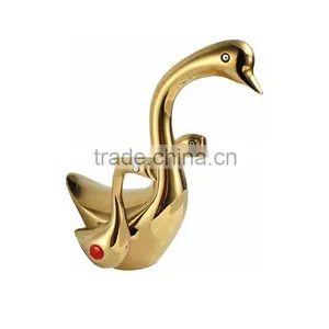 Unique Golden Goose Bathroom Swan Faucets 076 thumbnail-1