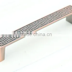 Pull Handle Door thumbnail-1