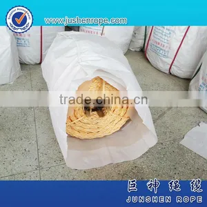 High Quality Latest 10mm Round dm Winch Rope thumbnail-6