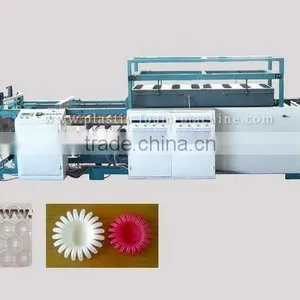 Foam Tray Forming Machine thumbnail-1