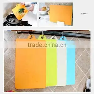 Custom Cutting Board Plastic thumbnail-1