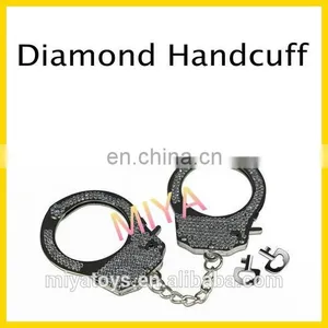 High Quality Fur Handcuffs With Diamond thumbnail-2
