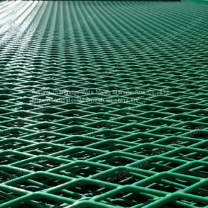 Welded Wire Mesh Fence thumbnail-3