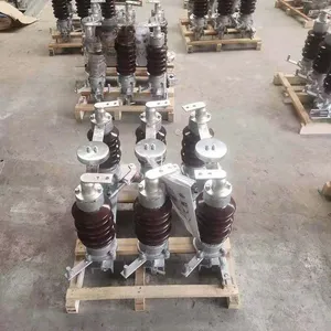 Silicone Rubber Insulated GW9-12/630A Outdoor Disconnector for 12kV Systems thumbnail-4