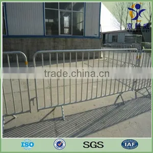 Powder Coated Plastic Crowd Control Barrier thumbnail-1