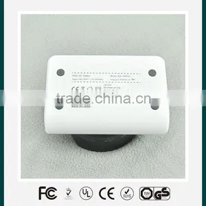 Hot Selling Smart 4 Usb Port Desktop Travel Charger thumbnail-2