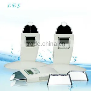 Small Galvanic Beauty Machine With 3 Optional Heads LCD Display thumbnail-1