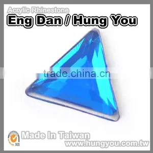 Made in Taiwan Garment Accessories 20mm Triangle Shaped Rhinestone With Silver Foil Back thumbnail-5