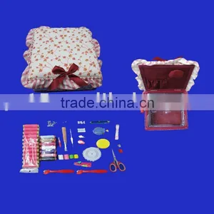 Handwork Sewing Kit thumbnail-1
