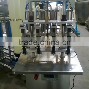 2015 JF New High Precision Automatic Liquid Filling Machine/ Perfume, Oil, Cosmetic Toner, Milk, Juice Liquid Filling thumbnail-2