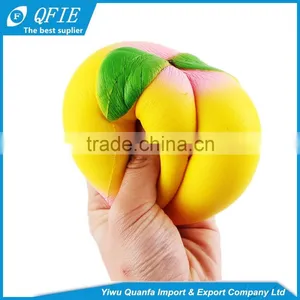 Wholesale 10CM PU Foam Big Peach Kawaii Jumbo Squishy Licensed Toy for Children thumbnail-1
