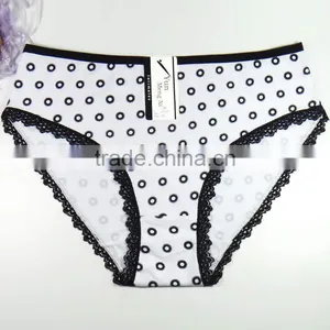 Soft Cotton Panties For Women Fancy Printing Girls Briefs With Lace Trim Sexy Lingerie thumbnail-1