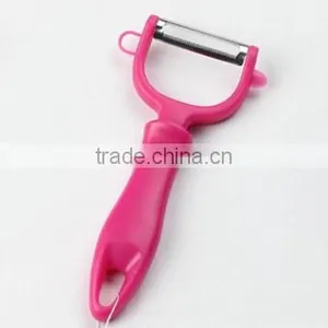 High Quality Vegetable Peeler With PP Handle thumbnail-1