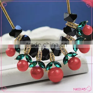 Wholesale Price Stocks Leather Chain Necklace Beautiful Resin Pendant Necklace thumbnail-1