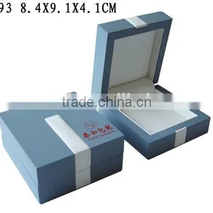 W691 High Glossy Painted Wooden Necklace Box thumbnail-4