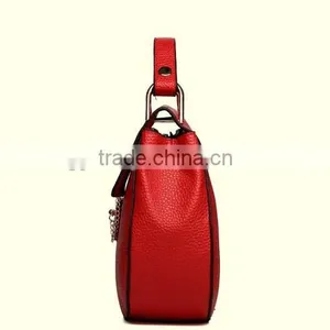 Posh Round Shell Style Snap Closure Women pu Sling Bag With Metal Chain thumbnail-5