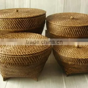 New Design Rattan Lounge Wicker Basket With Lid thumbnail-1