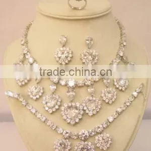 Fashion Jewellery Set( Charming Jewellery) thumbnail-1