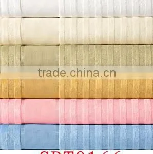Solid Bath Towel thumbnail-1