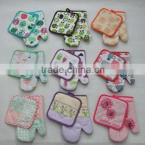 Customized Silk Screen Printed Oven Glove Set Work Glove Pot Holder Set thumbnail-1