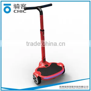 Popular 12km/h Electric Chariot With the Handrail thumbnail-1