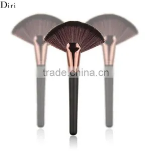 Large Fan Shape Goat Hair Makeup Blush Face Powder Foundation Cosmetic Brush thumbnail-2