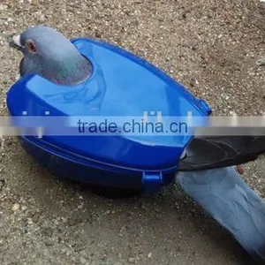 2016 New Products Pigeon Accessory Pigeon Holder to Feed Your Pigeon thumbnail-3