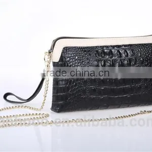 Women Desinger Reversible Leather Tote Shoulder Bag,Leather Fashion Handbag With Detachable Zipper Pouch thumbnail-3