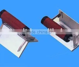 Plastering Trowel With Wooden Handle thumbnail-1