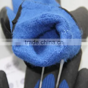 NMSAFETY 7 Gauge Knitted Blue Polycotton Liner Coated Black Sandy Finish Nitrile on Palm Working Safety Gloves With Magic Buckle thumbnail-2