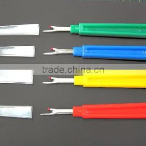 Large Seam Ripper With Safety Ball & Clear Cover thumbnail-1